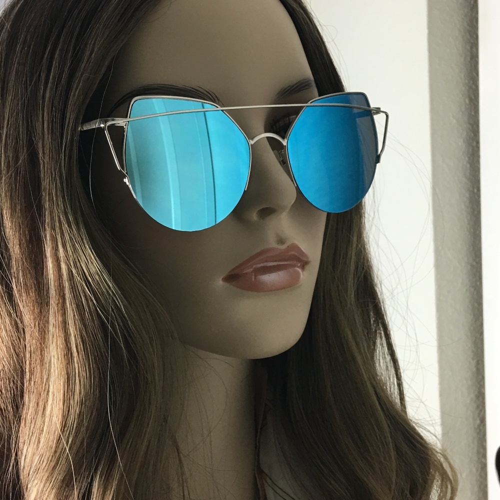 Blue Mirrored Cat Eye Sunglasses - Picture 3 of 7